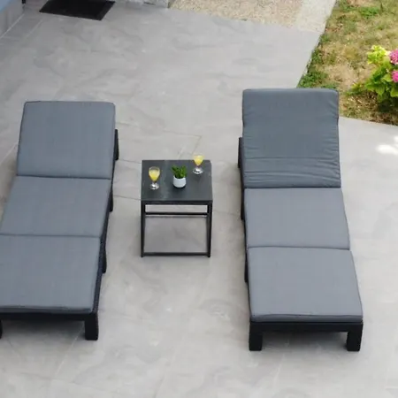 Tj Apartman